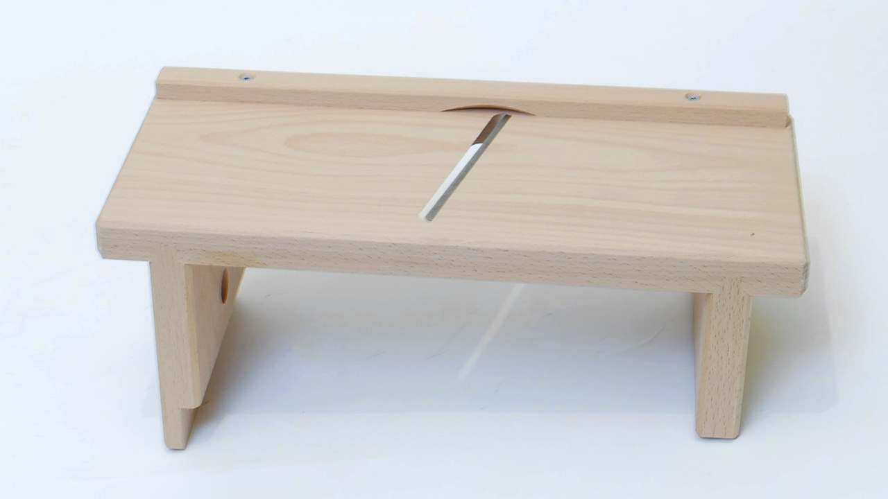 158013 Rabot à fromage couteau 12 cm avec bordure