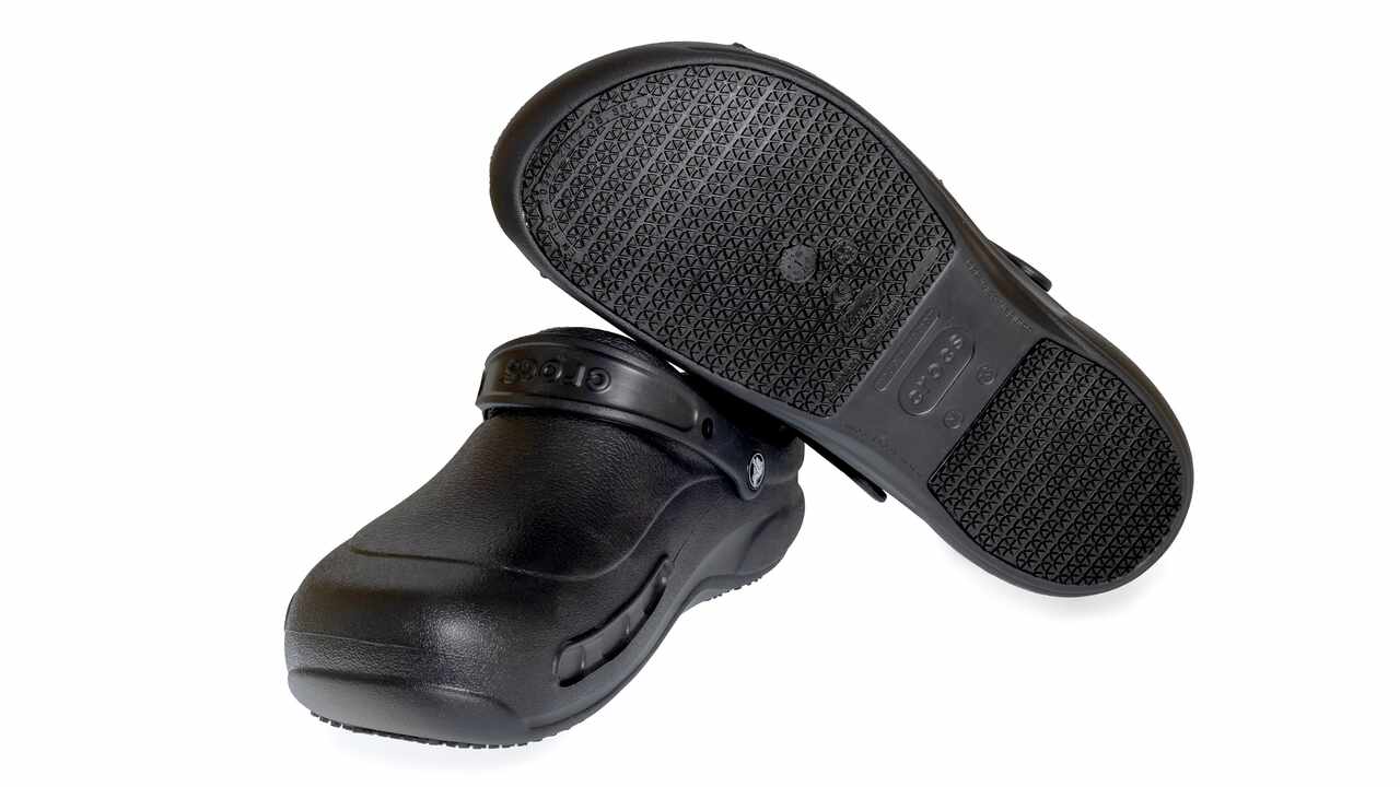 324811 - 324820 Crocs Work Bistro Clog, schwarz